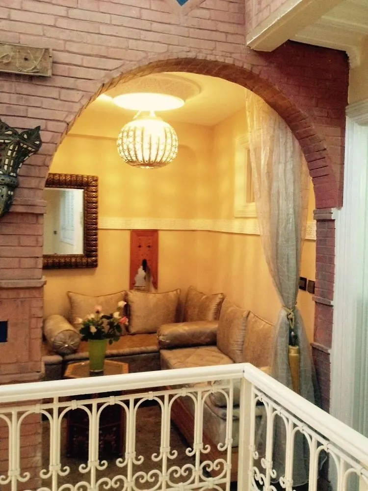 ***  Riad Johnboy مراكش المغرب