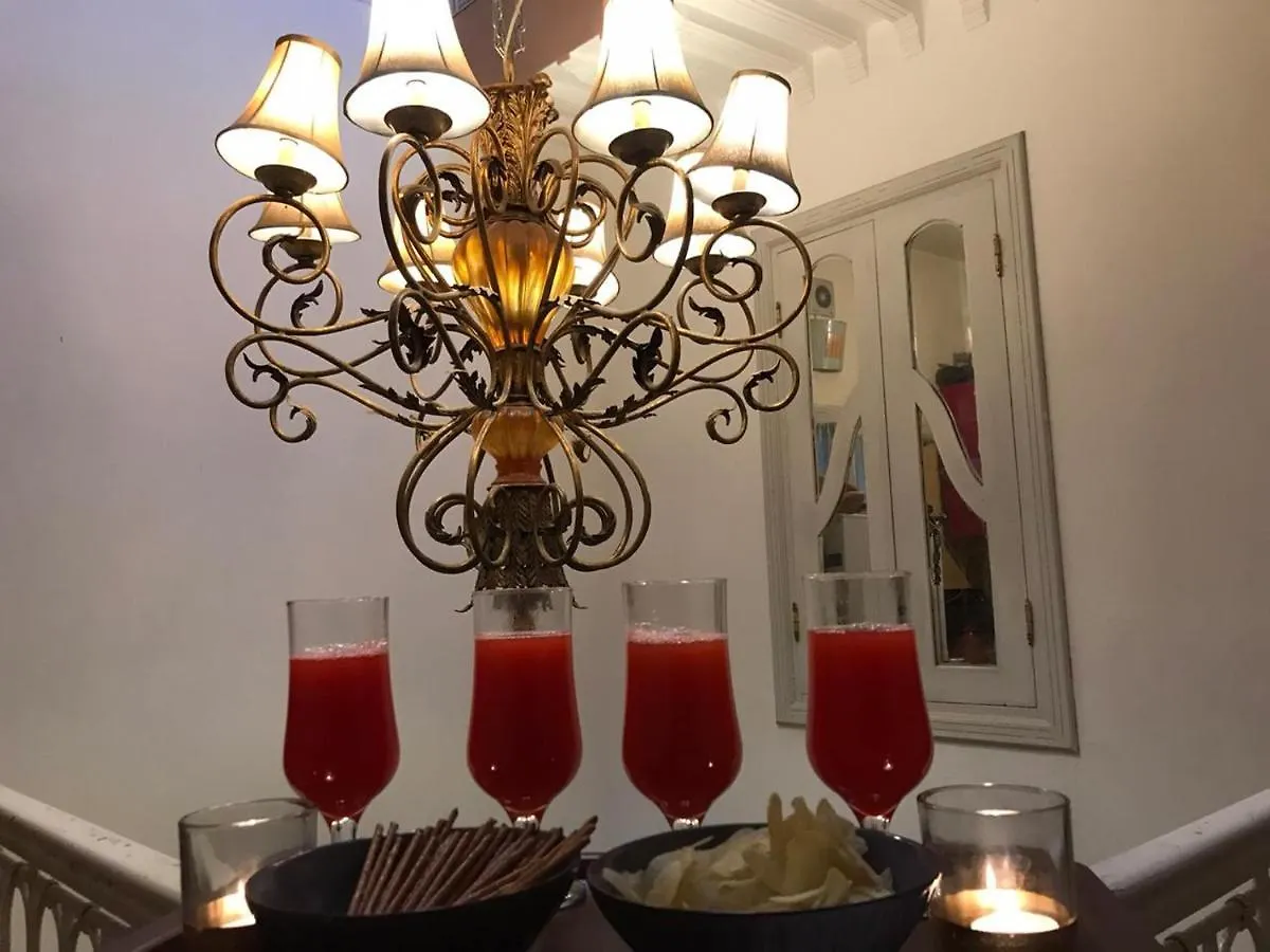 Riad Johnboy مراكش 3*,  المغرب